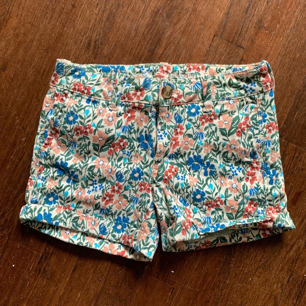 American Eagle Floral Stretch Shorts